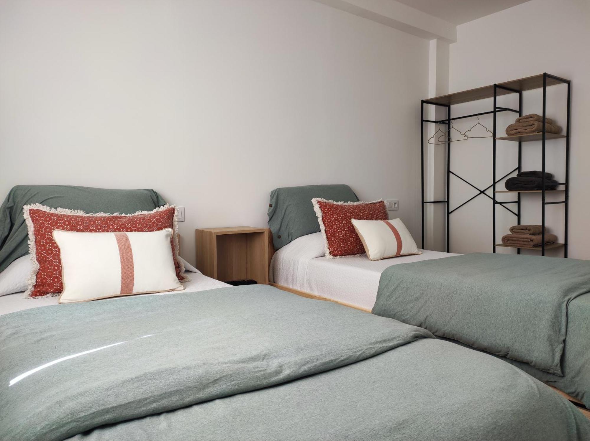Apartamentos La Casa Del Maestro Алама-де-Арагон Номер фото